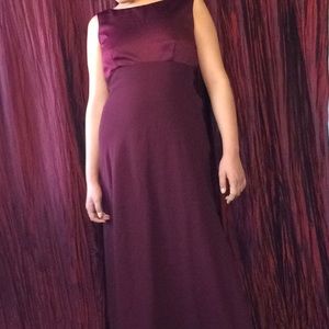 Formal Dress Michaelangelo in wine size 7-8